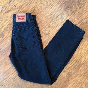 Levi’s Wedgie Straight Jeans